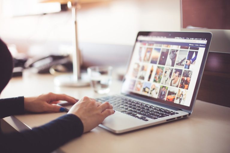Dostęp do szybkiego internetu w Białymstoku: Jak to wpływa na lokalną gospodarkę?